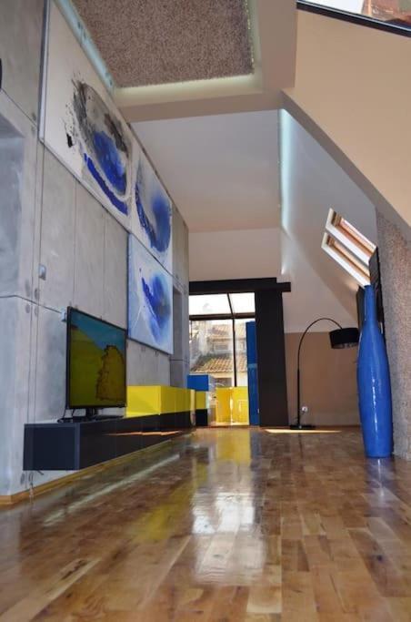 Ferienwohnung Art Penthouse Burgas City Exterior foto